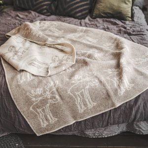 Wool blanket ,,Naujas briedis" beige